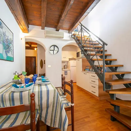 Attico Bellavista Mare Sea View Отель Алассио