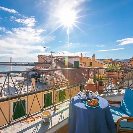 Attico Bellavista Mare Sea View Алассио
